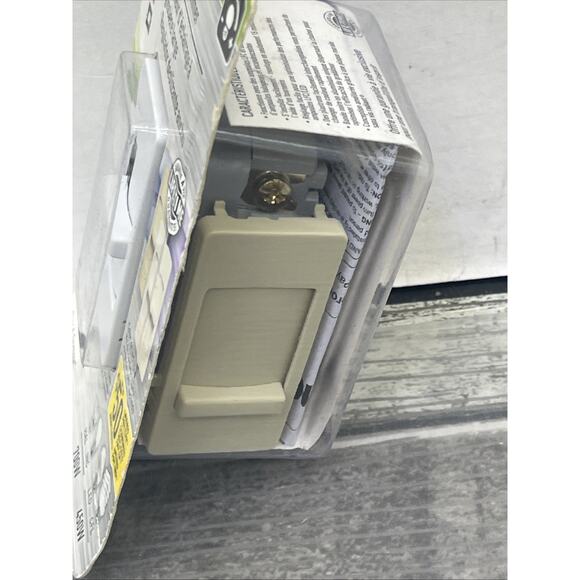 Legrand Pass & Seymour Wide Slide Dimmer Single Pole WSCL450TCCCV4. {9}. - Picture 13 of 16